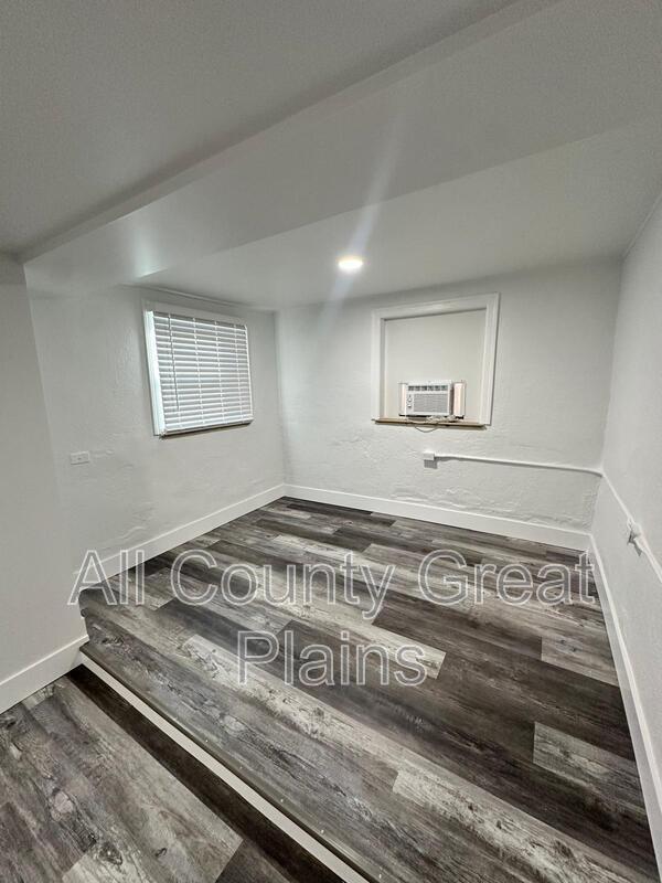 Building Photo - 4120 Adams St