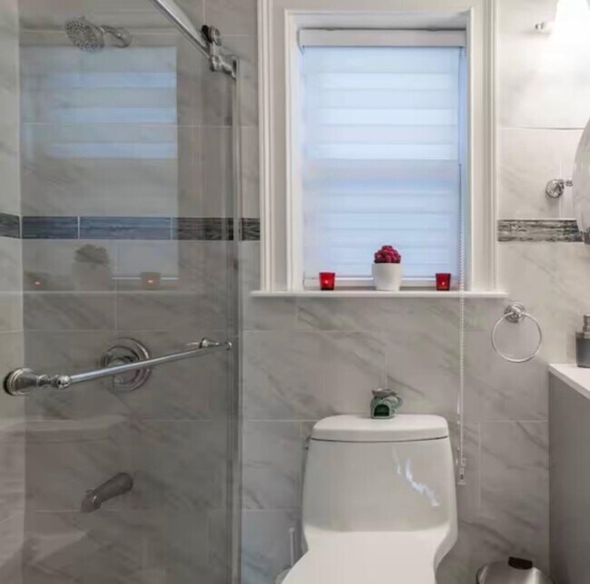 Building Photo - 3627 John F. Kennedy Blvd