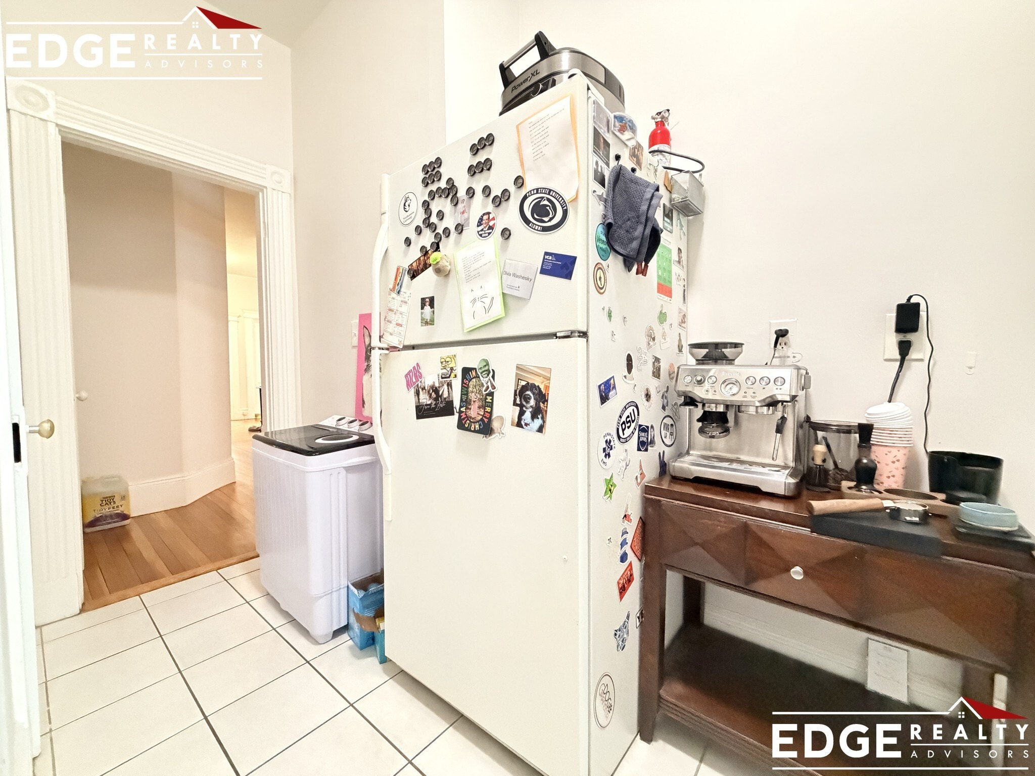 Building Photo - 79 Glenville Ave