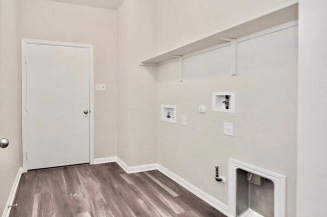 Building Photo - 2937 Bridekirk Dr