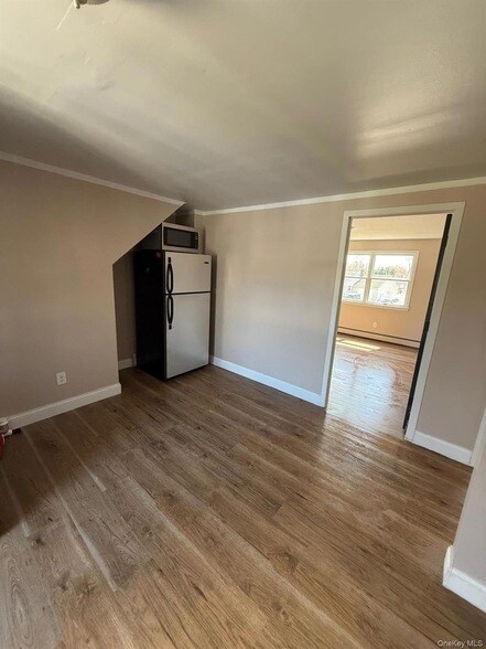 Building Photo - 23 Magro Dr