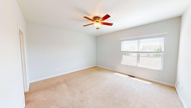 Building Photo - 5597 Lantos Rd