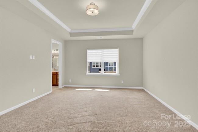 Building Photo - 5850 Strathmore Ct