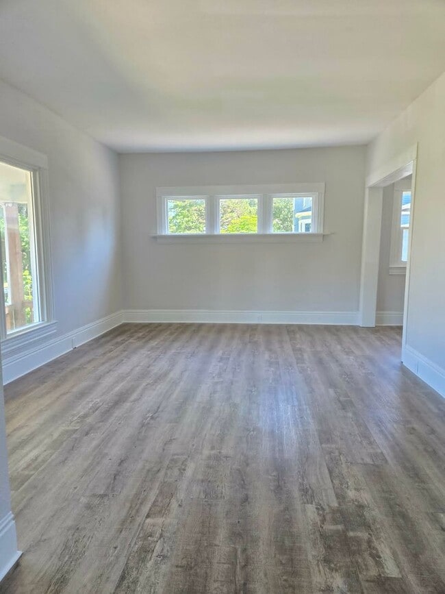 Building Photo - Aberdeen - updated 3 bedroom, 1.5 bath home for RENT!