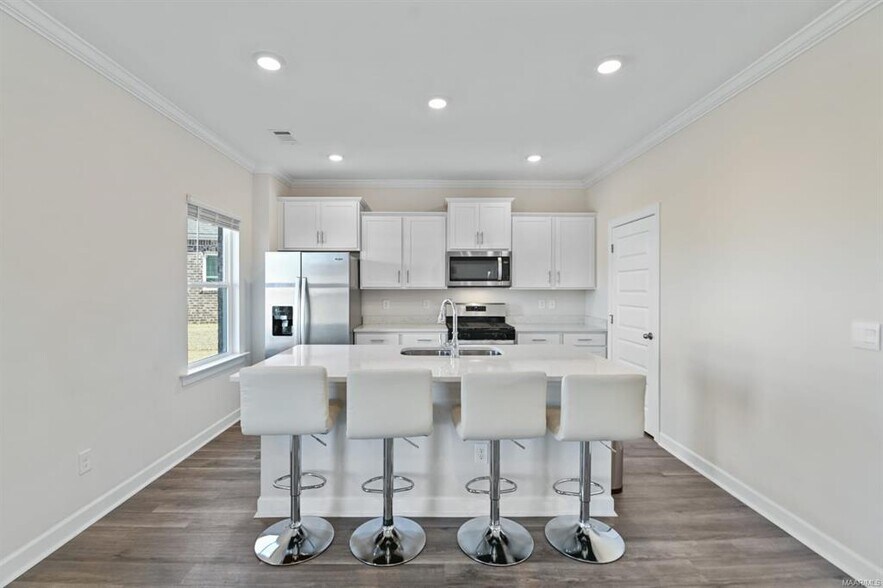 Building Photo - 6613 Firefly Ln