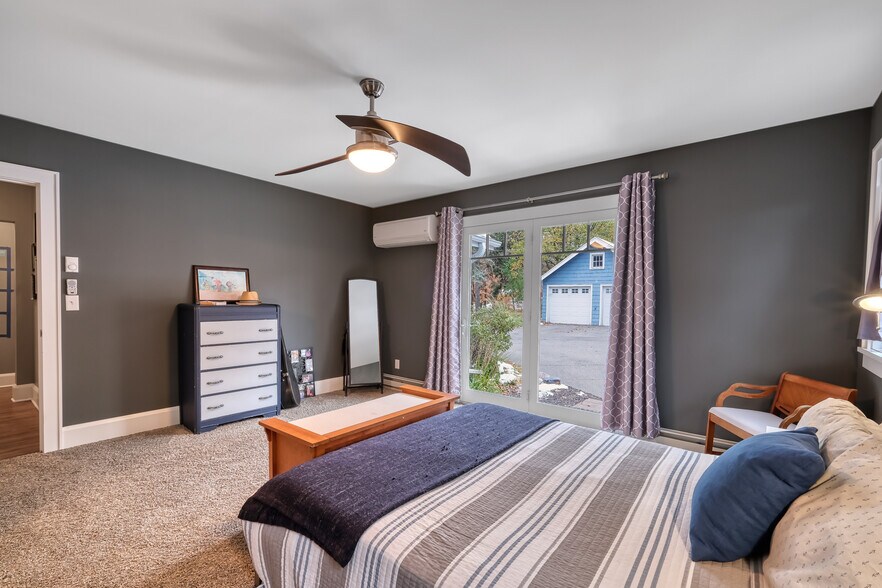 Building Photo - 5050 Manitou Rd