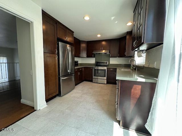 Building Photo - 1841 Bushnell Ave