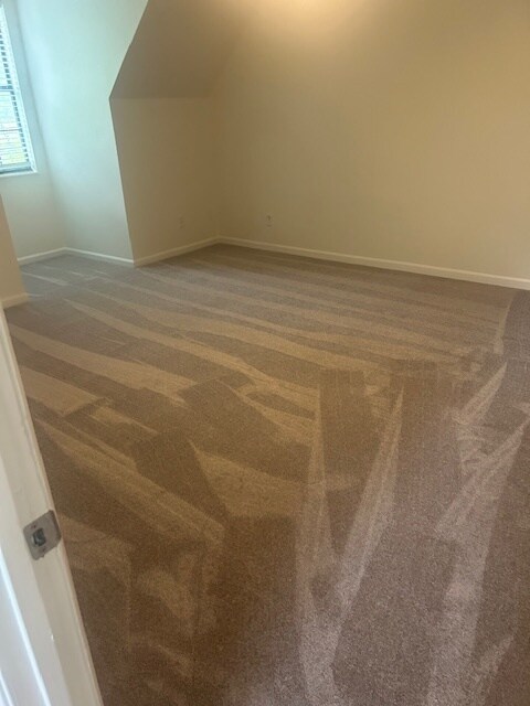 Building Photo - 2000 Countryhill Ln