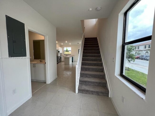 Building Photo - 24628 SW 118 Ct