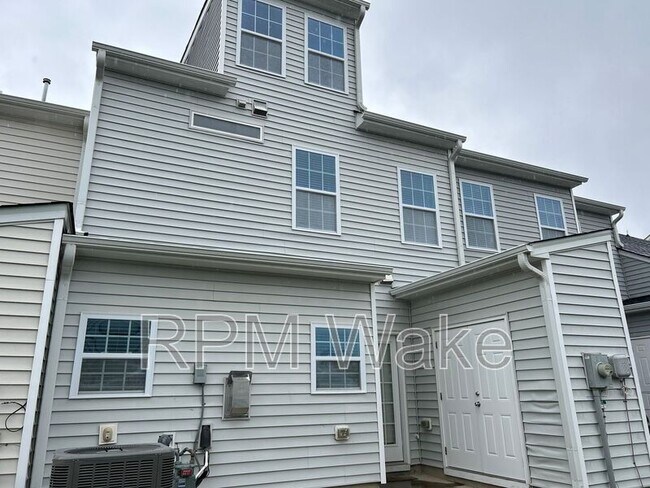 Building Photo - 217 Gulley Glen Dr