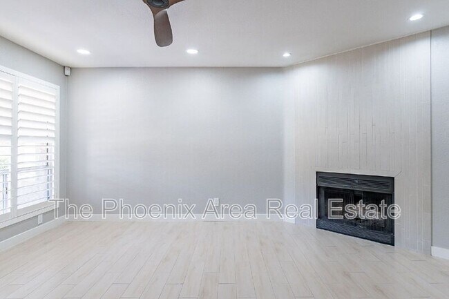Building Photo - 93 N Cooper Rd