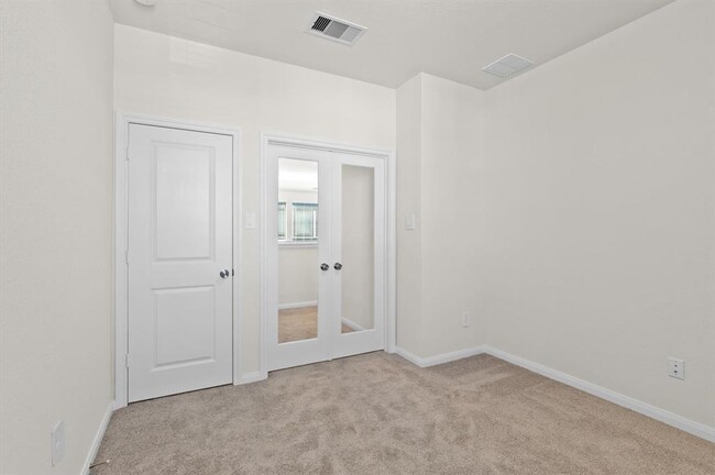Building Photo - 12826 Raemoir Dr