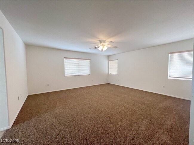 Building Photo - 251 Hickory Heights Ave