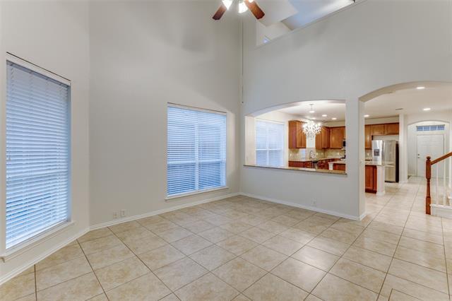 Building Photo - 592 Burning Oak Dr