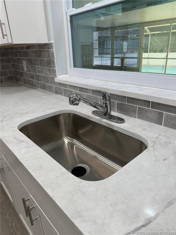 Building Photo - 154 SE Selva Ct