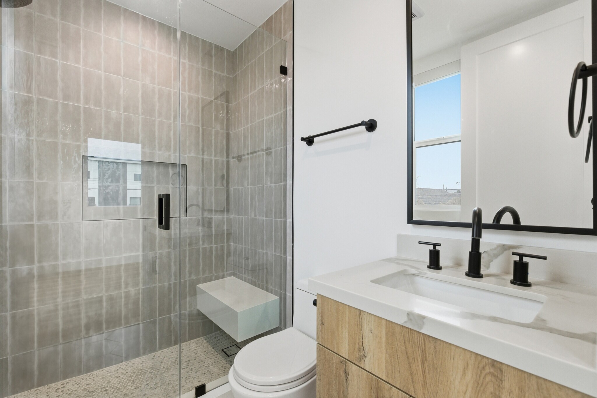 Building Photo - 5809 Kester Ave