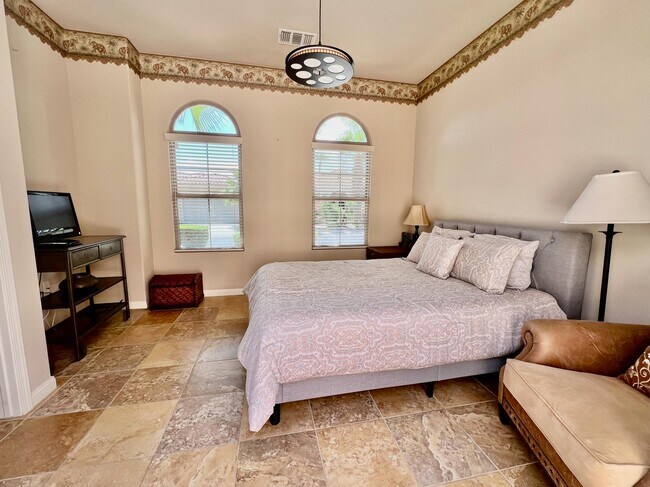 Building Photo - 81562 Camino Los Milagros