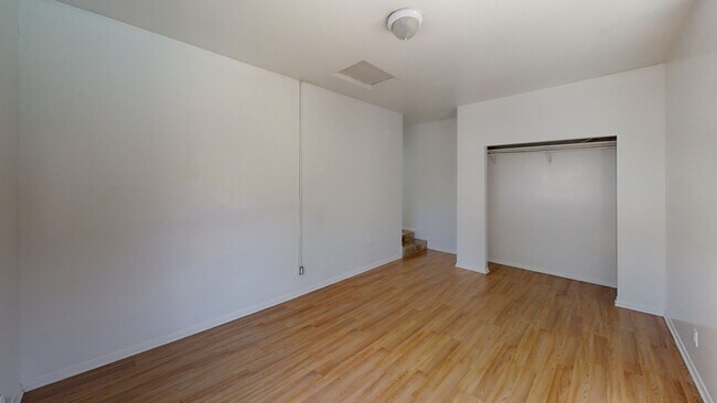 Building Photo - 4840 Art St