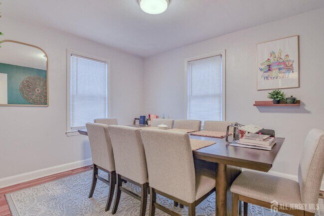 Building Photo - 186 Prigmore St