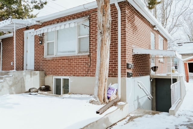 Building Photo - 803 S Green St