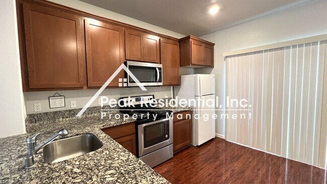 Building Photo - 3 br, 2.5 bath House - 8084 Weeping Willow Ln