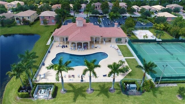 Building Photo - 5671 Sunberry Cir