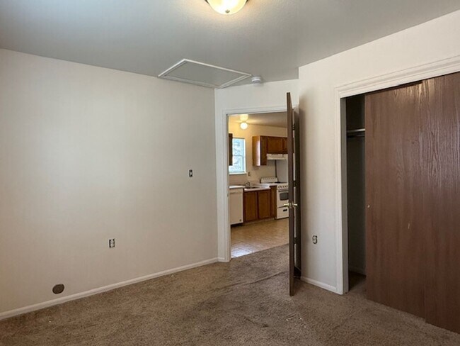 Building Photo - 5417 Imperial Ct