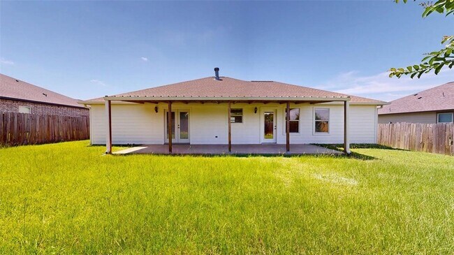Building Photo - 2301 White Wing