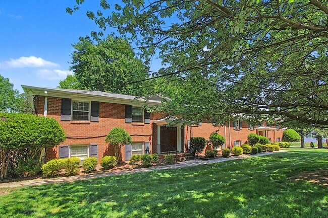 Building Photo - 4121 Walker Rd