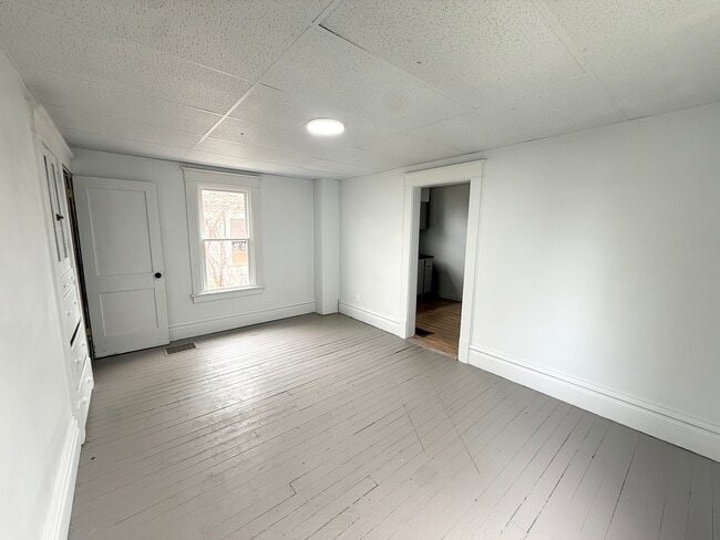 Building Photo - 422 Prospect St