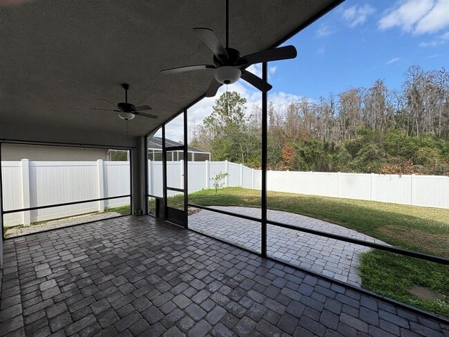 Building Photo - 30643 Tremont Dr