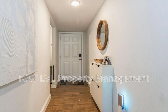 Building Photo - 250 Timber Lake Cir