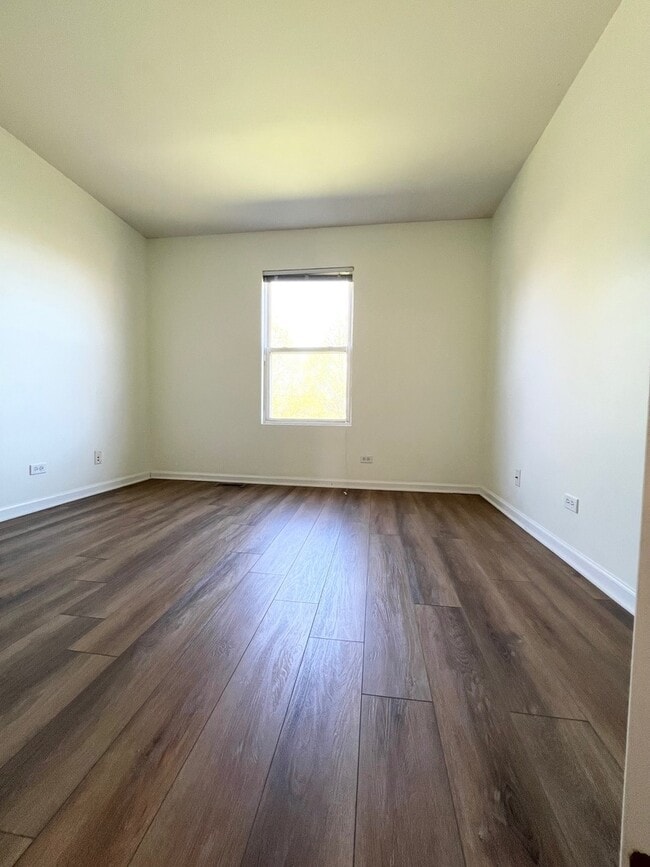 Building Photo - 601 Blackstone Ct