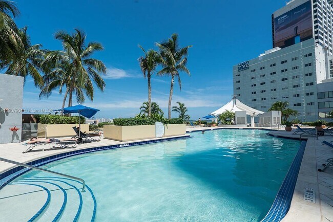 Building Photo - 244 Biscayne Blvd