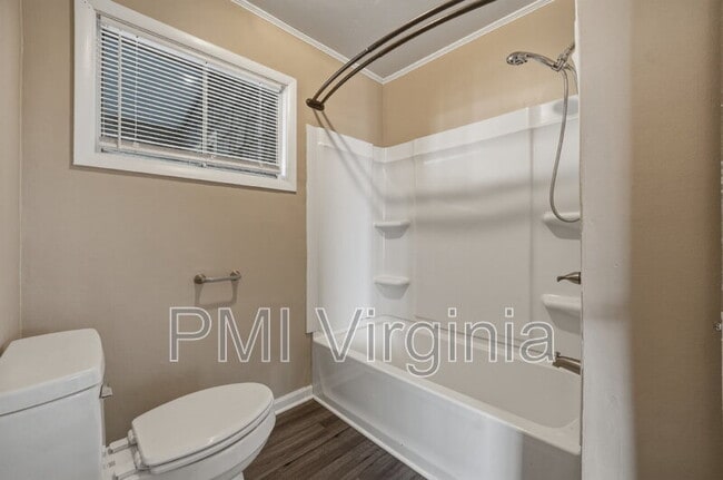 Building Photo - 3119 Joseph Ave