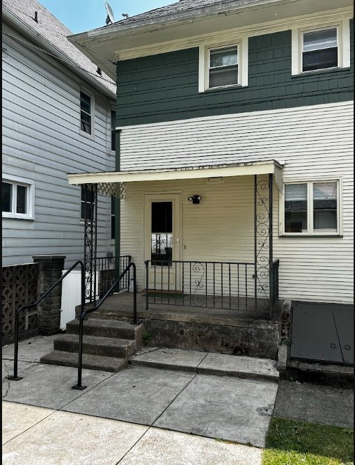 Building Photo - 807 N Irving Ave