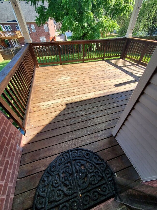 Building Photo - Pet Friendly Four Bedroom In Adams!