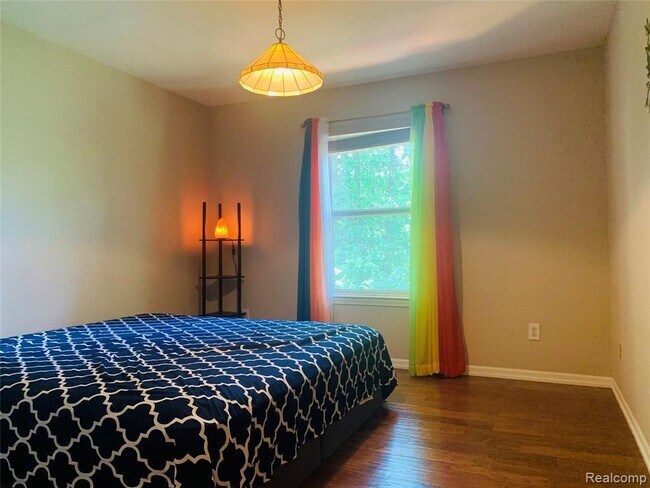 Building Photo - 38391 Churchill Ln