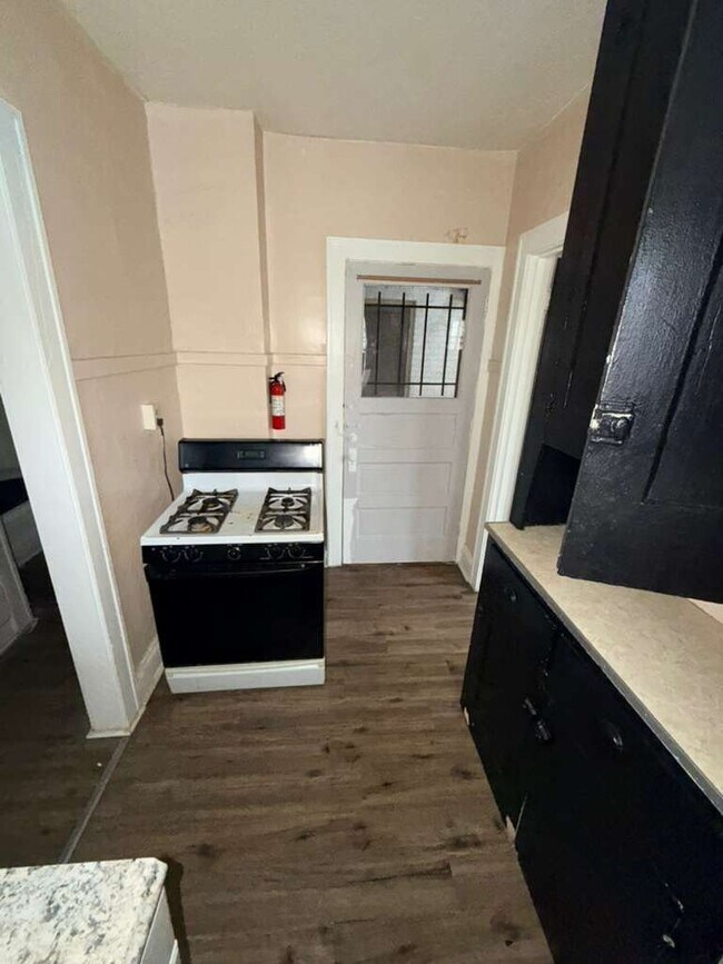 Building Photo - 1805 Stanwood Rd