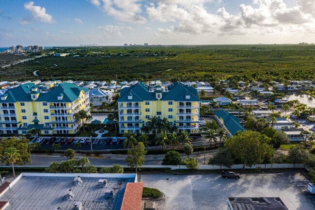 Building Photo - 810 Juno Ocean Walk