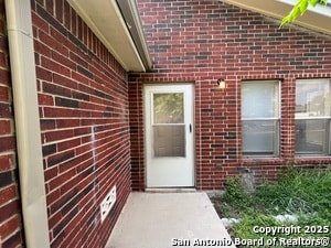 Building Photo - 5619 Lakebend W Dr