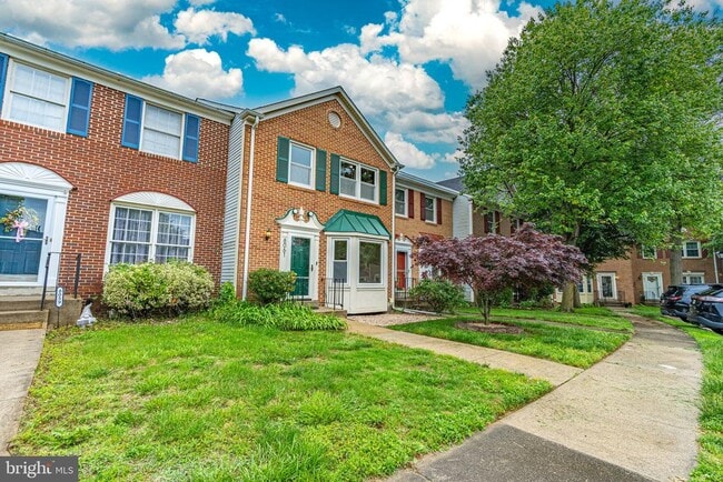 Building Photo - 8061 Sky Blue Dr