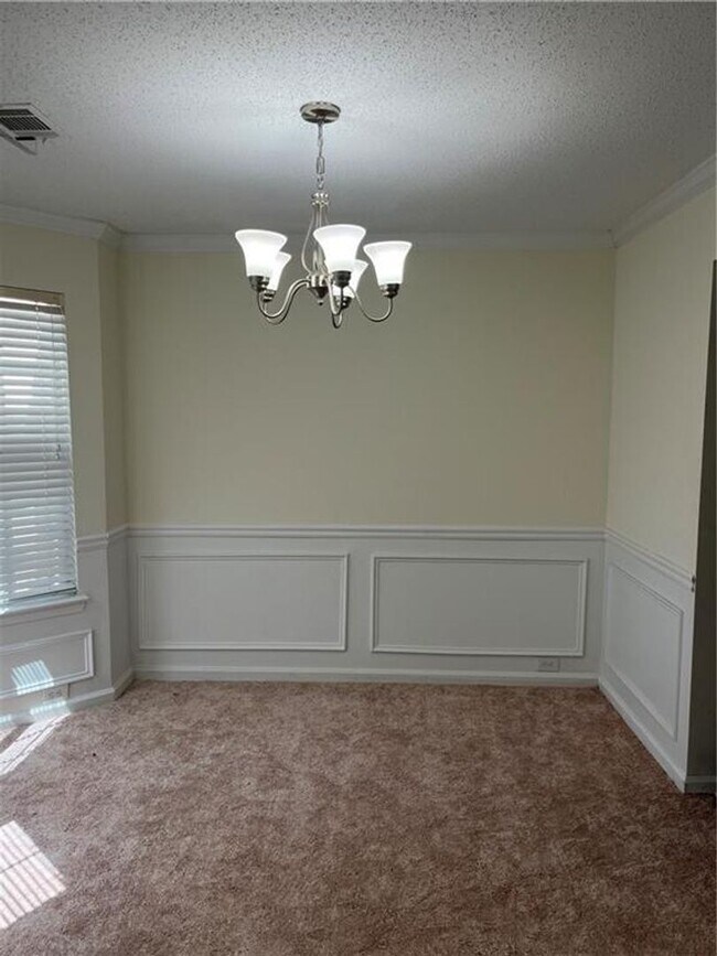 Building Photo - Douglasville Rental