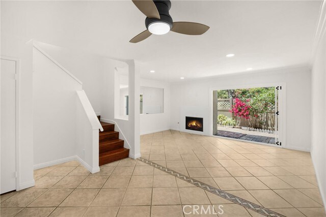 Building Photo - 307 N Singingwood St