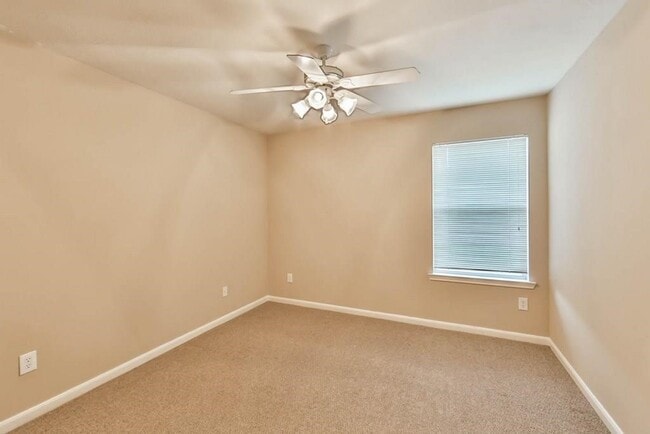 Building Photo - 20542 Avery Grove Ct