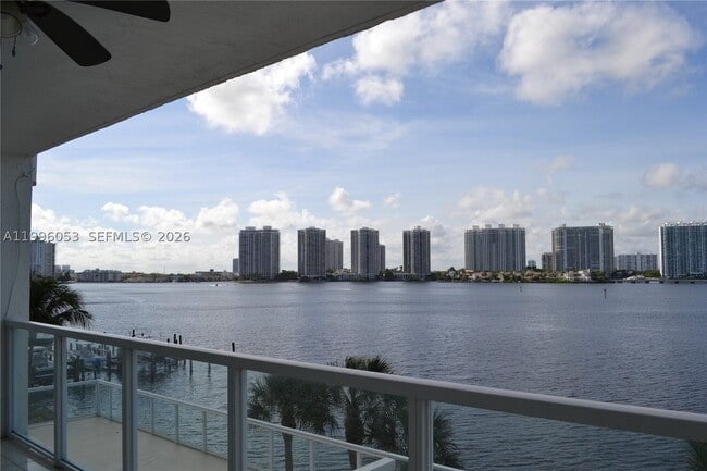 Building Photo - 18100 N Bay Rd