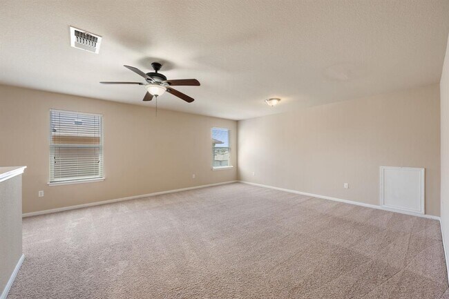 Building Photo - 231 Northern Flicker St