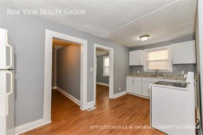 Building Photo - 108 Sylvania Ave