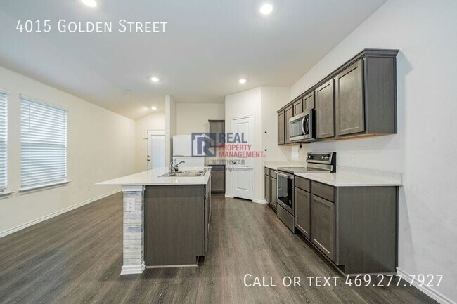 Building Photo - 4015 Golden St