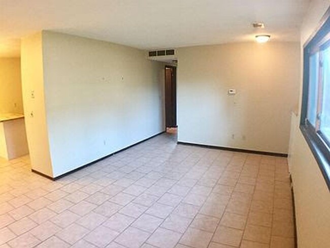 Building Photo - Nice 2 bedroom Condo for Rent